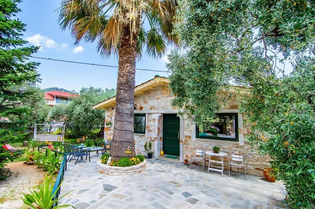 Villa Kastro Stone House Skala Potamia  Exterior foto